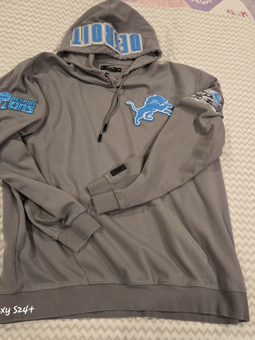 Pro Standard Detroit Lions Gray Pullover Hoodie with Blue Logo